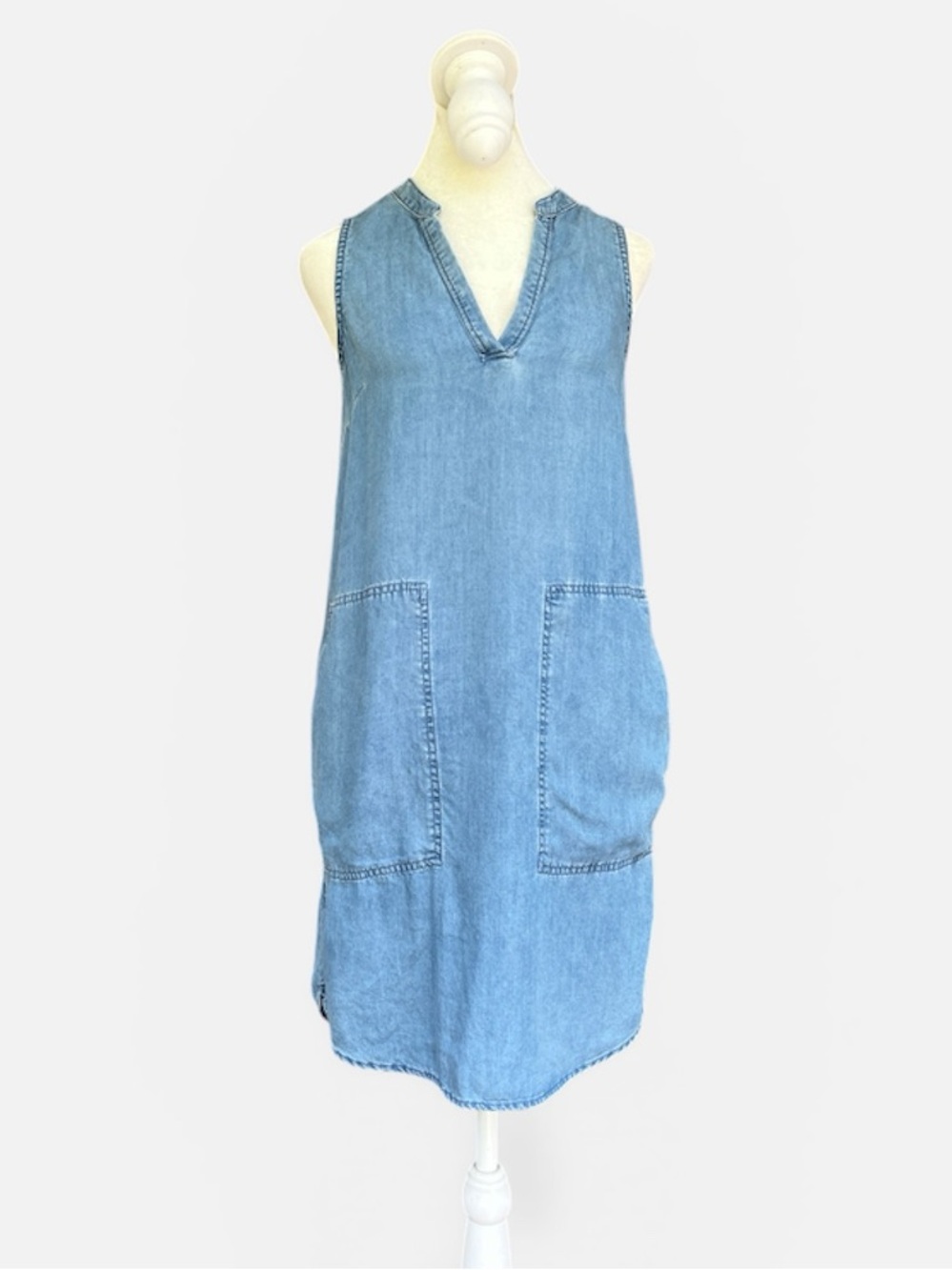 C&C California Lyocell V-neck Sleeveless Chambray Dress Sz XS